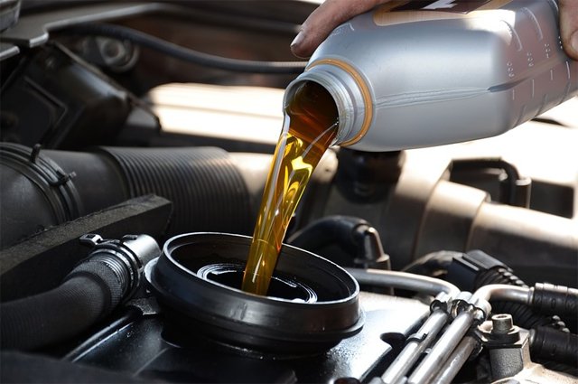The different engine oil viscosity and its meaning